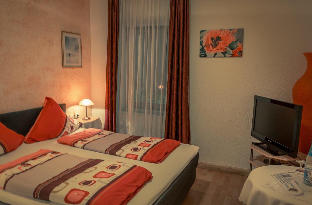 Hotel Adler Aichelberg (Goppingen) Room photo